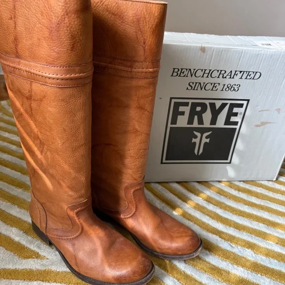 Frye Trapunto Saddle Riding Knee High Boots - Picture 1 of 2